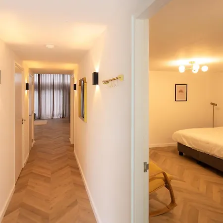 6 Persons Luxury In Citycentre Διαμέρισμα *