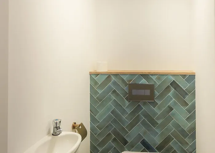 Appartement 6 Persons Luxury In Citycentre Bréda