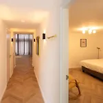 6 Persons Luxury In Citycentre Lägenhet *