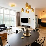 Lägenhet 6 Persons Luxury In Citycentre Breda