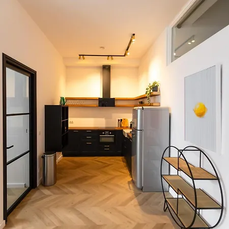 6 Persons Luxury In Citycentre *